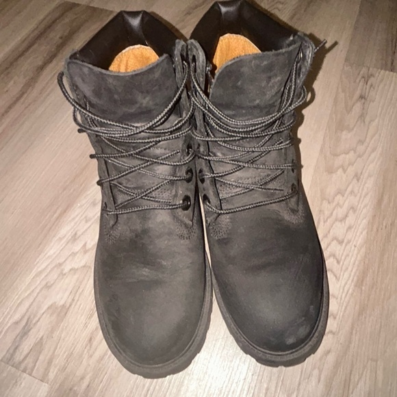 Timberland Dark Leather Hiking Boots - Picture 2 of 8